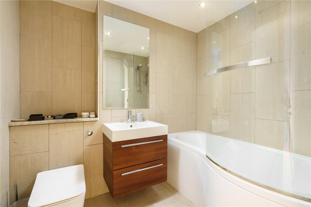 2 bedroom apartment for sale in Templar Court, St John's Wood Road, St John's Wood, London, NW8